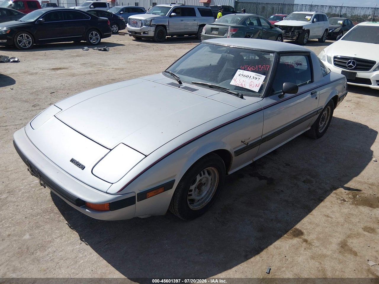 1981 MAZDA RX7   · 2/11