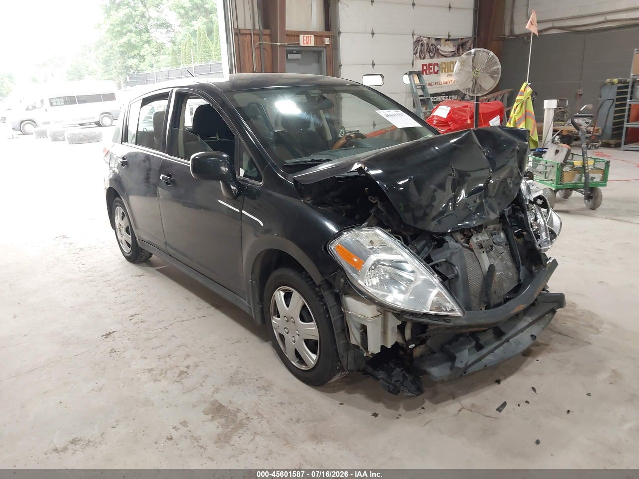 3N1BC1CP9BL****** · 2011 NISSAN VERSA 1.8S