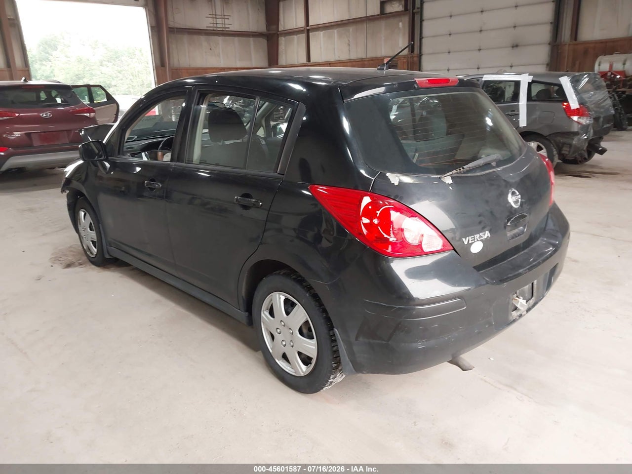 2011 NISSAN VERSA 1.8S · 3/11
