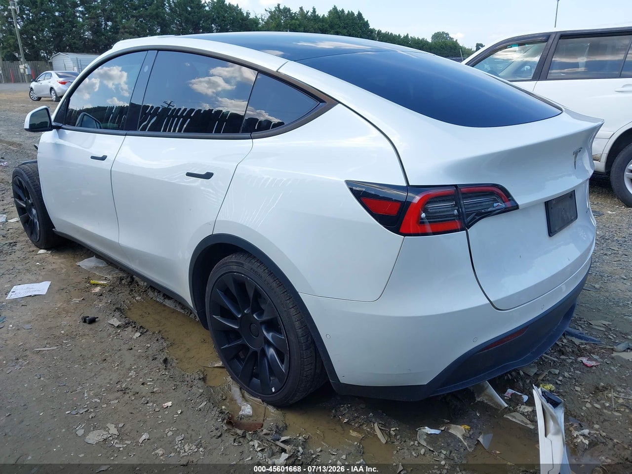 2021 TESLA MODEL Y LONG RANGE DUAL MOTOR ALL-WHEEL DRIVE · 3/6