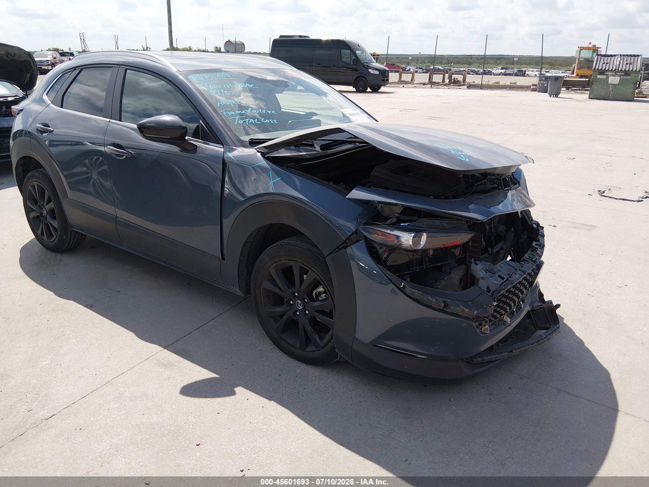 3MVDMBCM4SM****** · 2025 MAZDA CX-30 2.5 S CARBON EDITION
