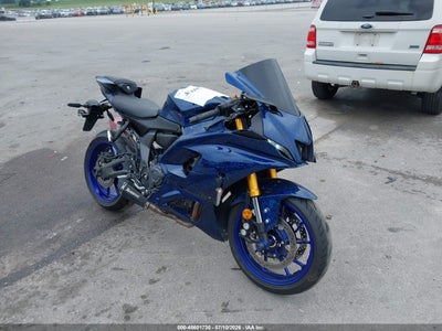 JYARM38E8SA****** · 2025 YAMAHA YZFR7