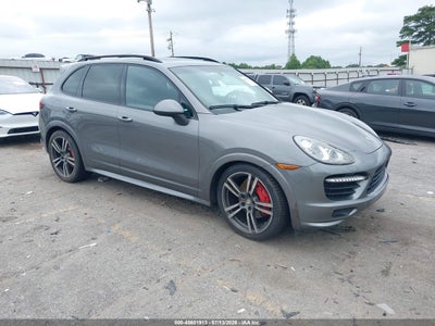 2013 PORSCHE CAYENNE GTS