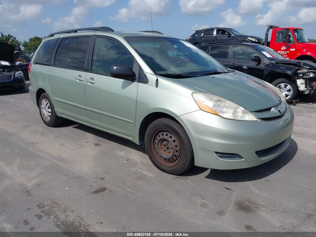 5TDZK23C19S****** · 2009 TOYOTA SIENNA LE