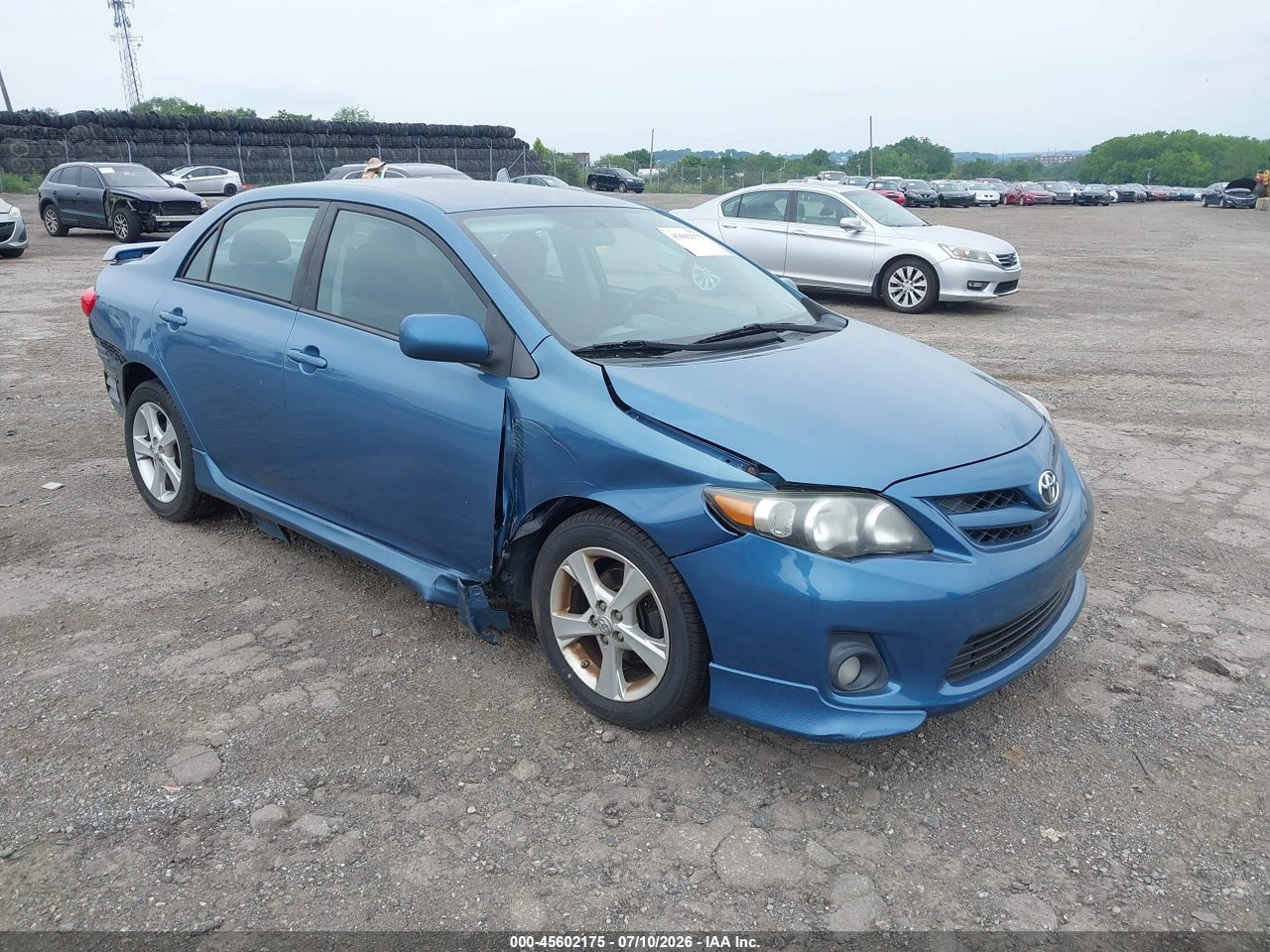 5YFBU4EE0DP****** · 2013 TOYOTA COROLLA S