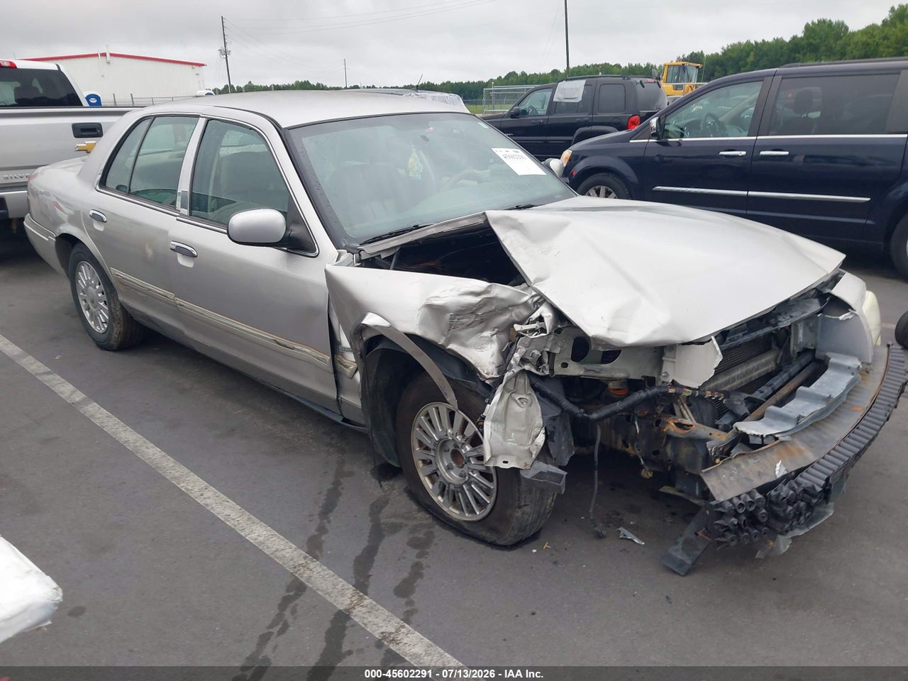 2MEBM7FVXAX****** · 2010 MERCURY GRAND MARQUIS LS (FLEET ONLY)