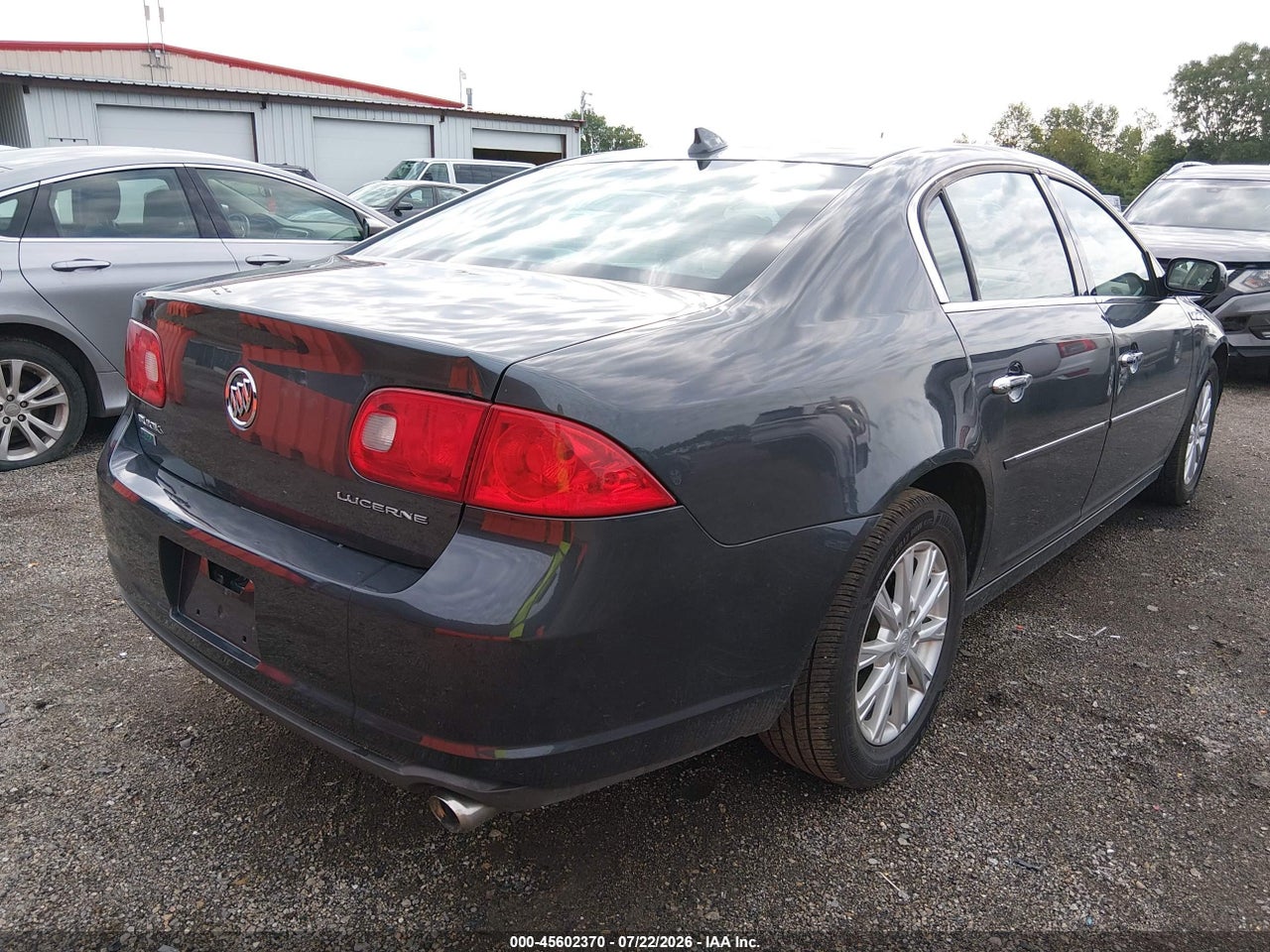 2011 BUICK LUCERNE CX · 4/11