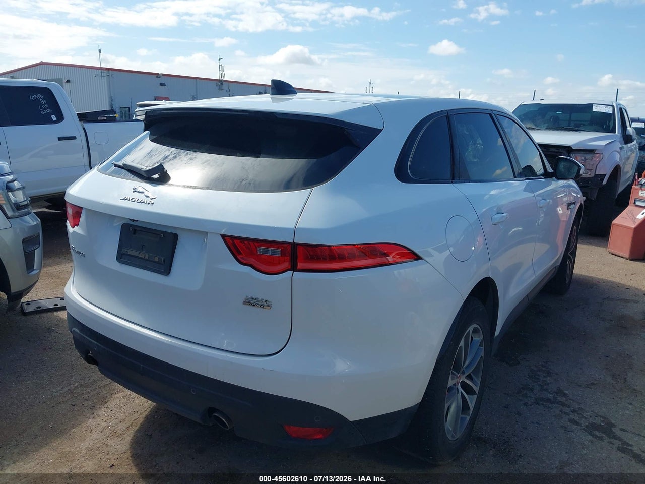 2020 JAGUAR F-PACE PREMIUM P250 AWD AUTOMATIC · 4/11