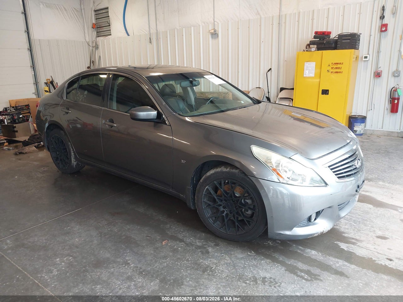 JN1CV6AR8FM****** · 2015 INFINITI Q40