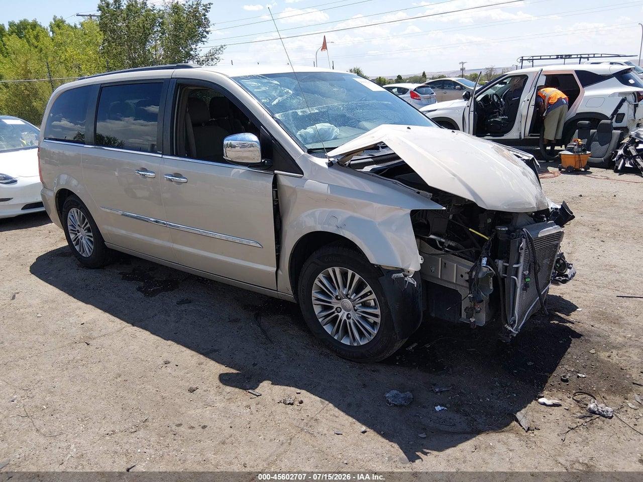 2C4RC1CG2DR****** · 2013 CHRYSLER TOWN &amp; COUNTRY TOURING-L