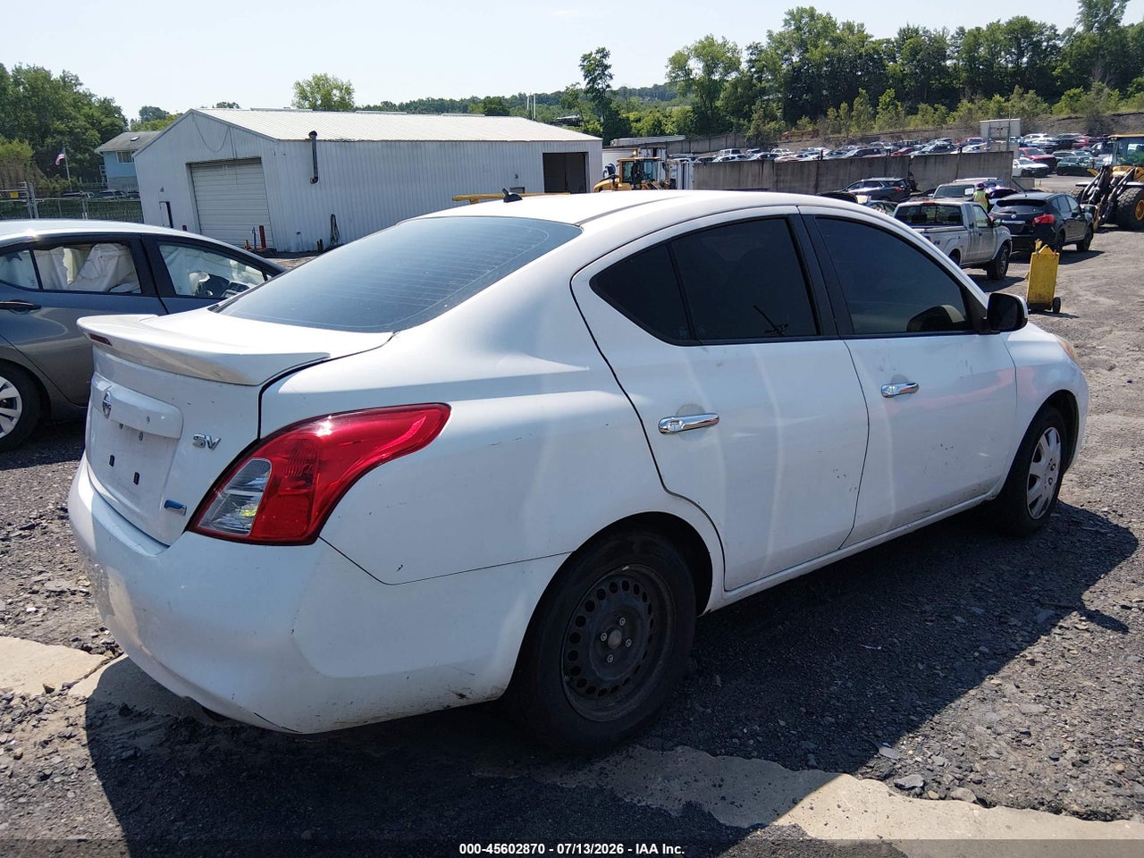 2013 NISSAN VERSA 1.6 SV · 4/11