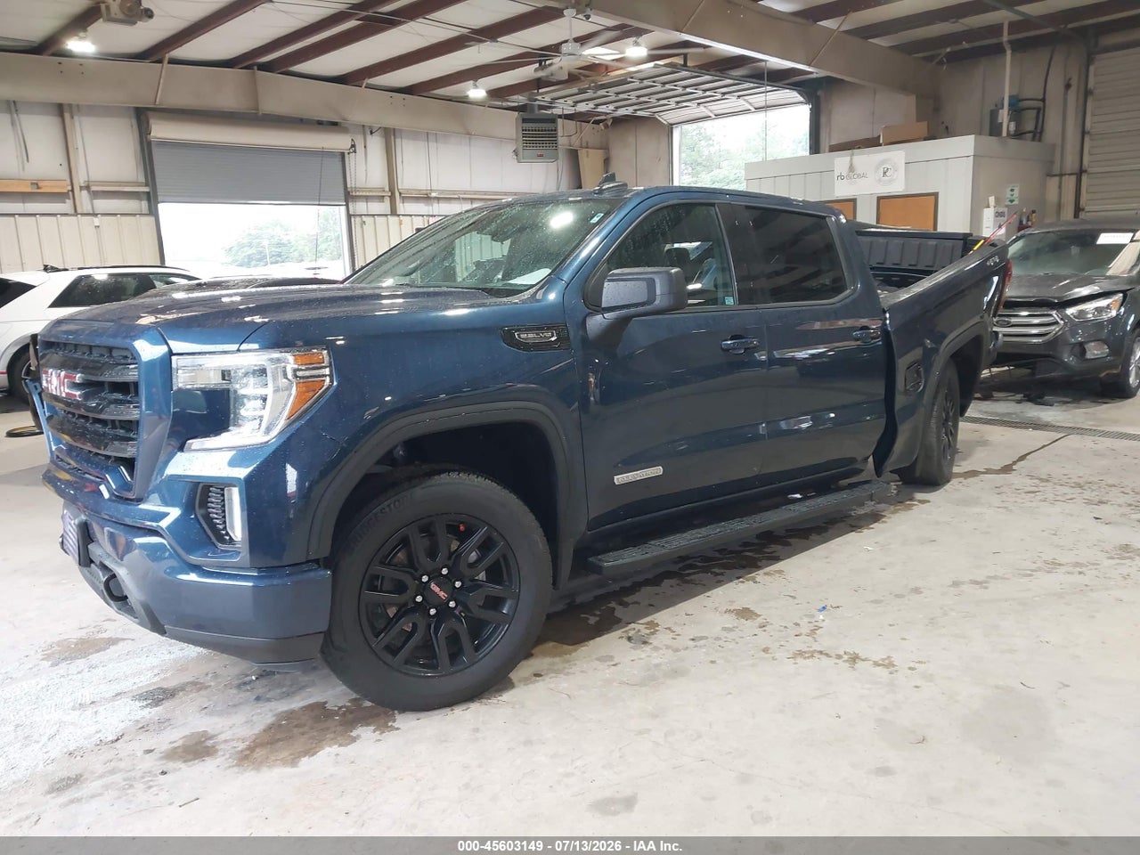 2021 GMC SIERRA 1500 4WD  SHORT BOX ELEVATION · 2/10