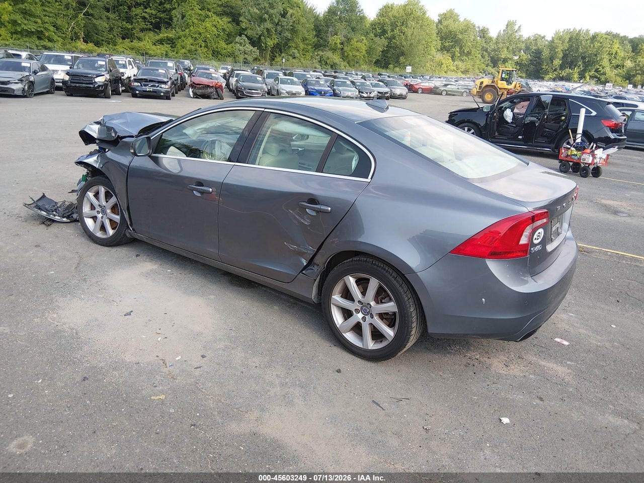 2016 VOLVO S60 T5 PREMIER · 3/10