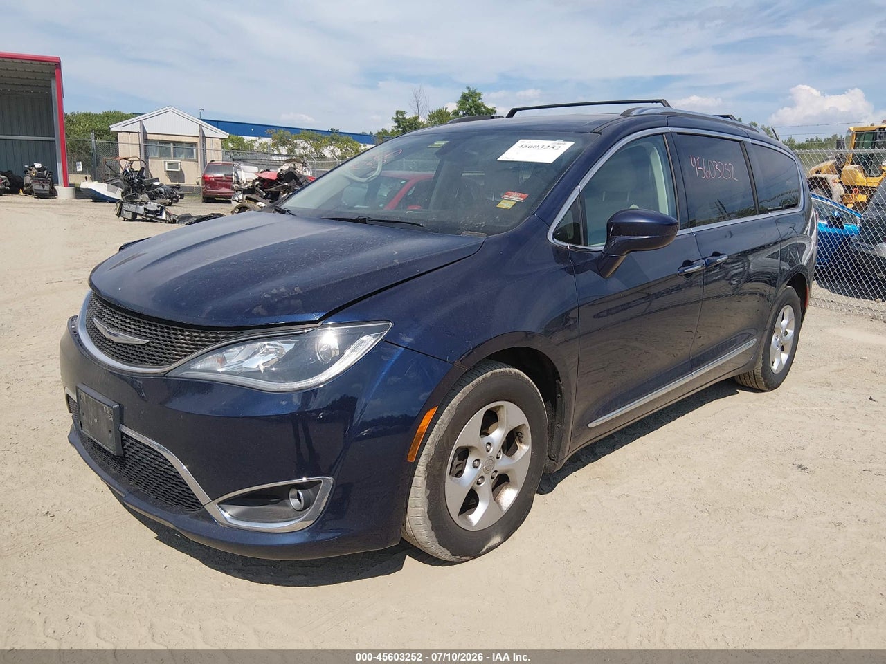 2017 CHRYSLER PACIFICA TOURING-L PLUS · 2/11