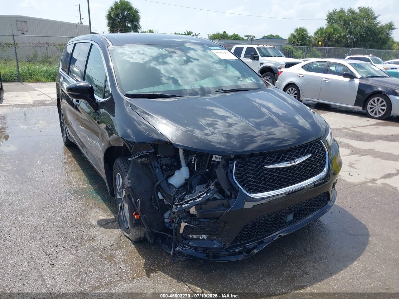 2025 CHRYSLER PACIFICA HYBRID SELECT · 6/11