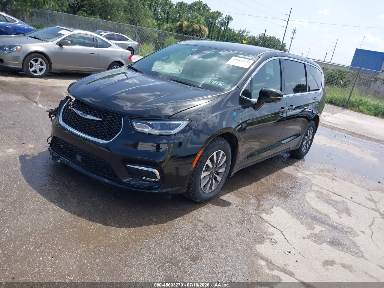2025 CHRYSLER PACIFICA HYBRID SELECT · 2/11
