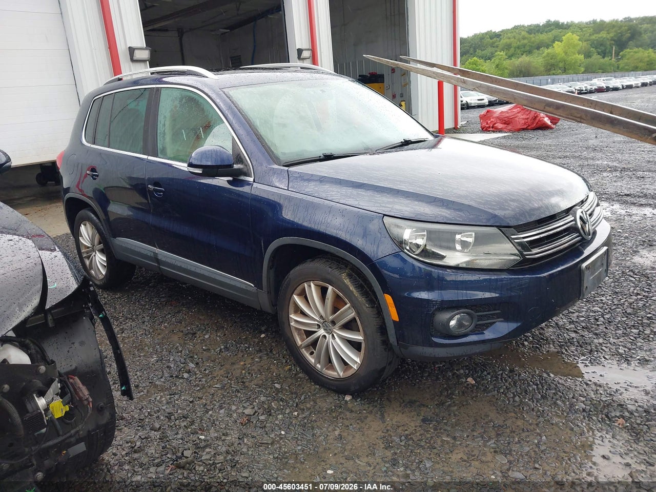 WVGBV7AX2DW****** · 2013 VOLKSWAGEN TIGUAN SE
