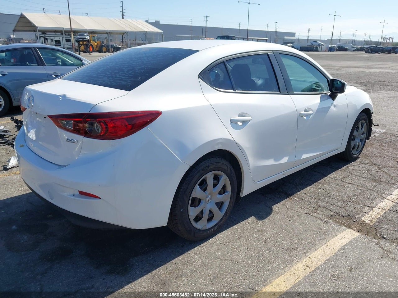 2015 MAZDA MAZDA3 I SPORT · 4/11