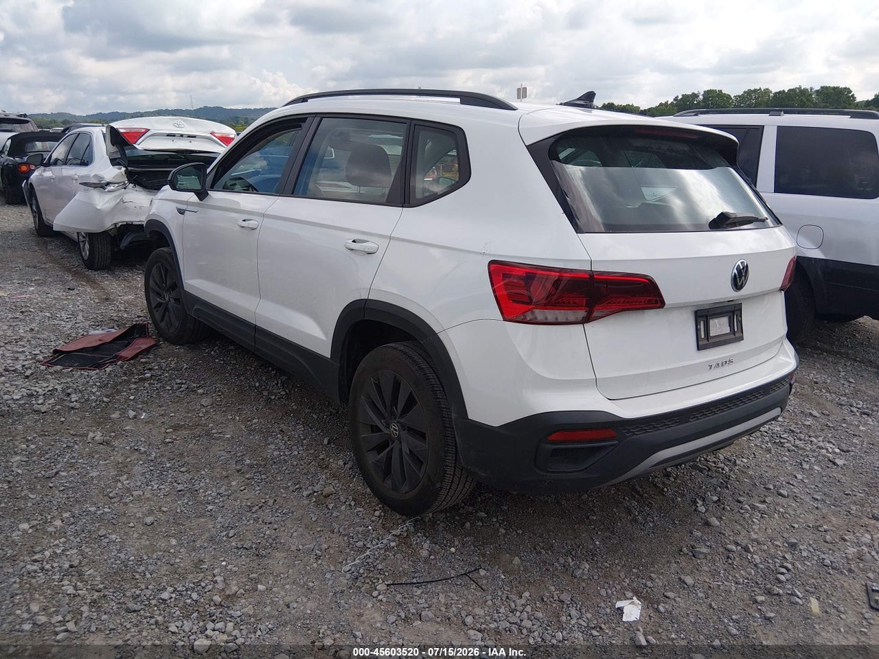 3VV5X7B21RM****** · 2024 VOLKSWAGEN TAOS 1.5T S
