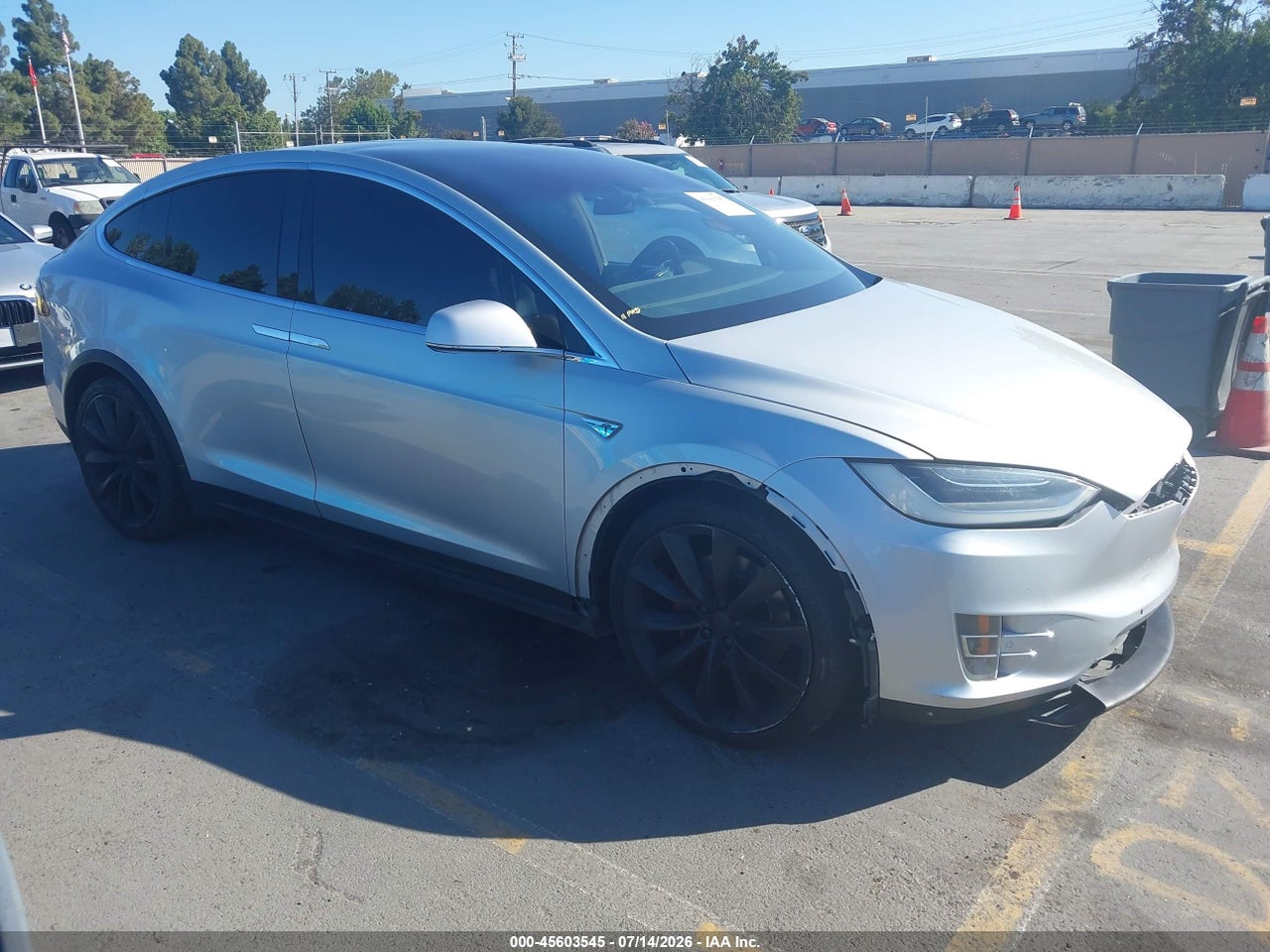 5YJXCBE41GF****** · 2016 TESLA MODEL X 75D/P100D/P90D