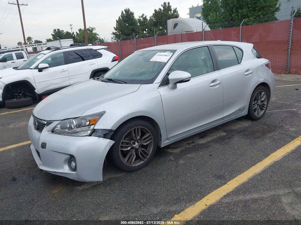 2011 LEXUS CT 200H PREMIUM · 2/11