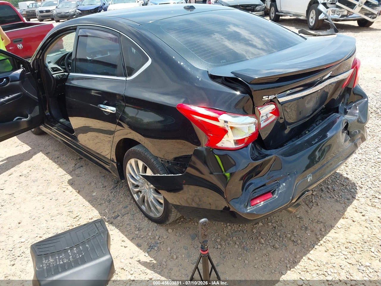 2018 NISSAN SENTRA SR · 6/11