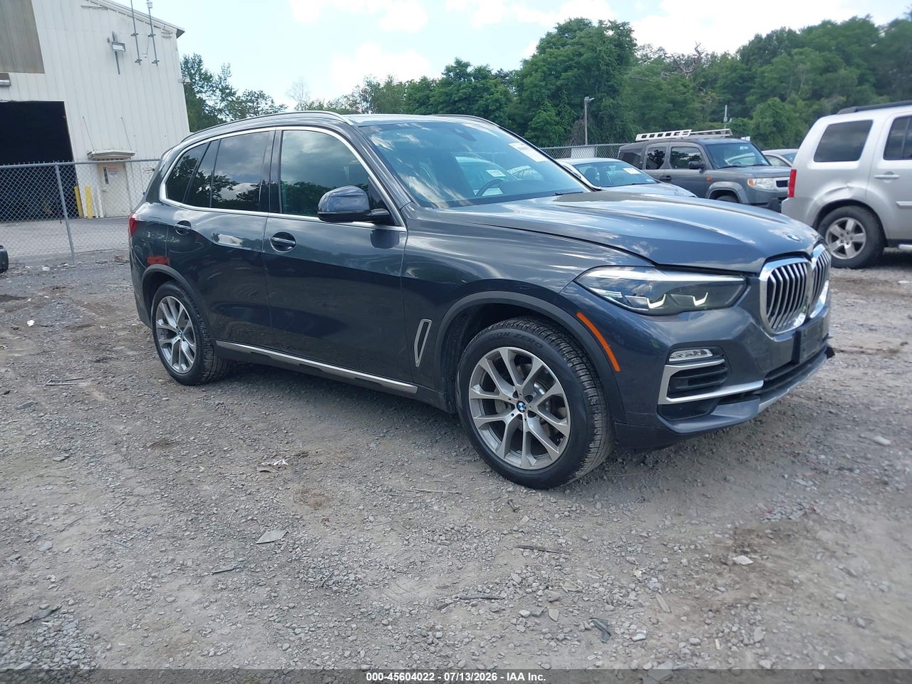 5UXCR6C58KL****** · 2019 BMW X5 XDRIVE40I