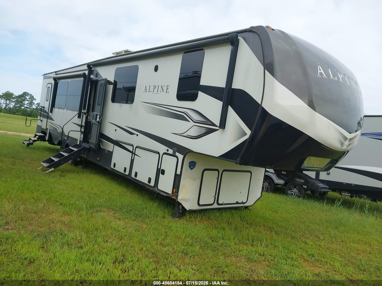 4YDFALV2XNE****** · 2022 KEYSTONE ALPINE