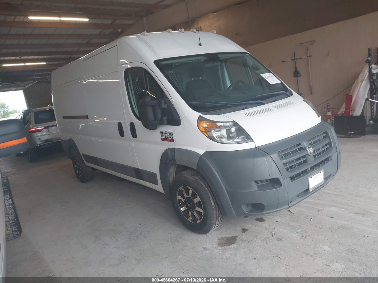 3C6TRVDG5JE****** · 2018 RAM PROMASTER 2500 HIGH ROOF 159 WB