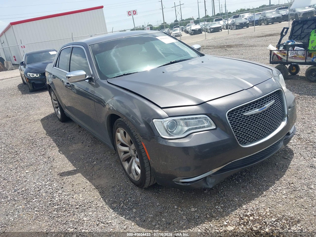 2C3CCAAGXJH****** · 2018 CHRYSLER 300 TOURING