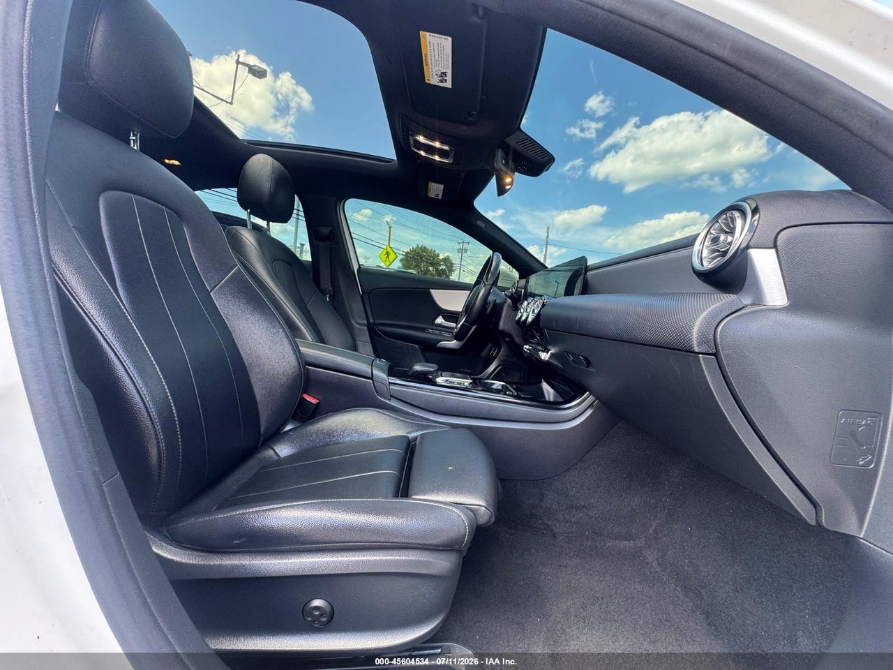 2021 MERCEDES-BENZ A 220 4MATIC · 5/10