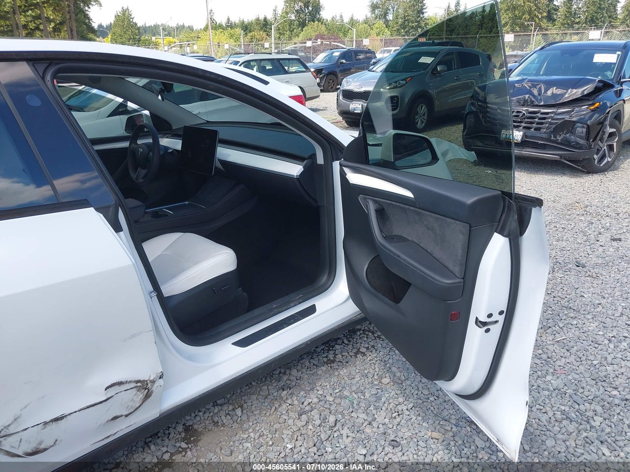 2023 TESLA MODEL Y AWD/LONG RANGE DUAL MOTOR ALL-WHEEL DRIVE · 5/11