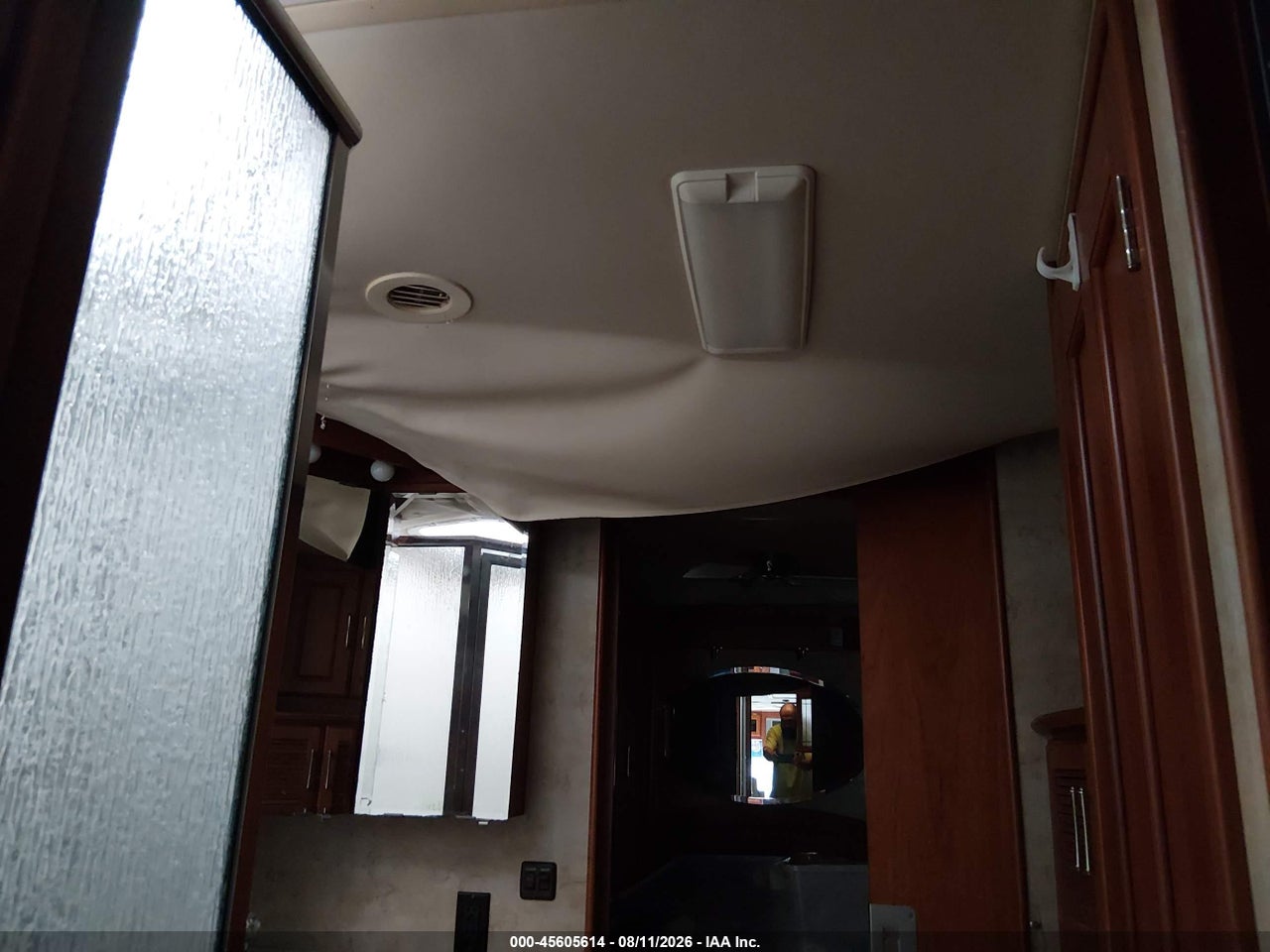 2005 FREIGHTLINER CHASSIS X LINE MOTOR HOME · 6/11