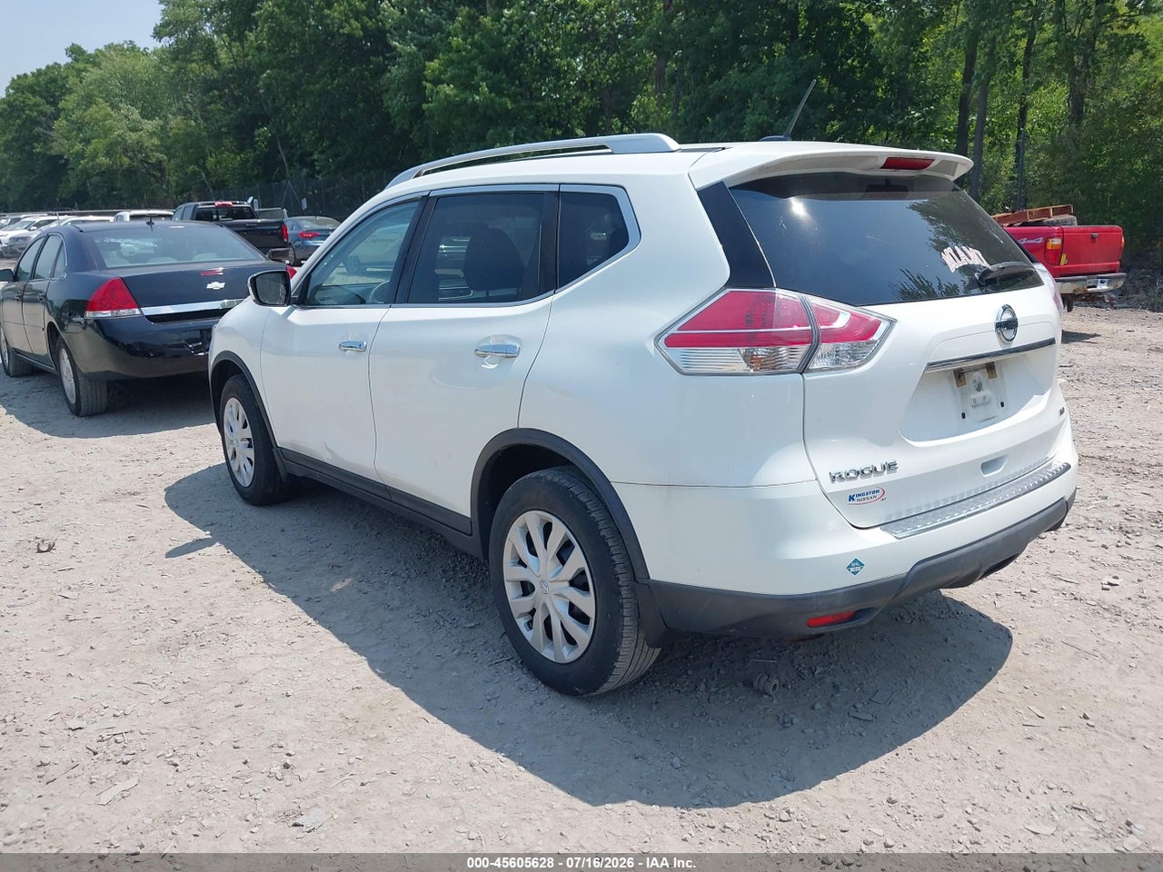 2016 NISSAN ROGUE S · 3/11