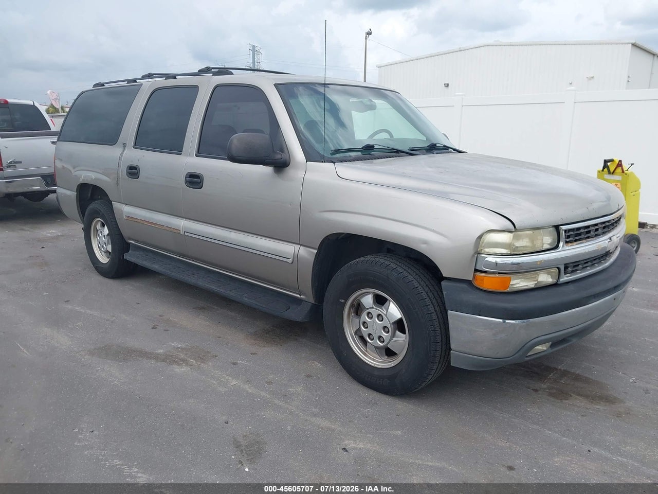 3GNEC16T91G****** · 2001 CHEVROLET SUBURBAN 1500 LS