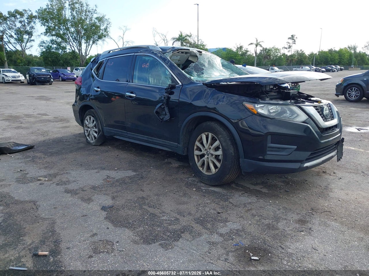 5N1AT2MV2KC****** · 2019 NISSAN ROGUE SV
