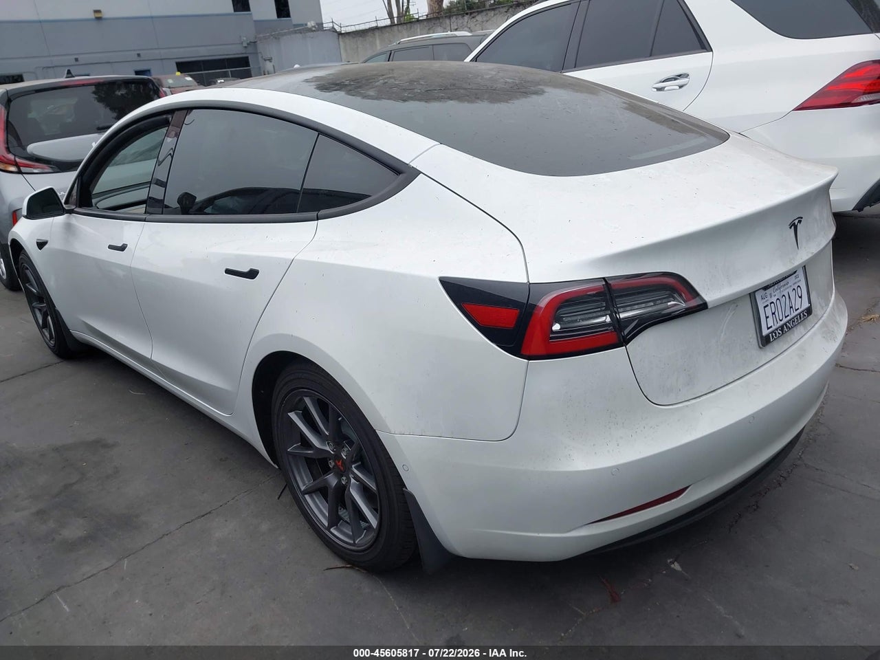 2022 TESLA MODEL 3 REAR-WHEEL DRIVE · 3/11
