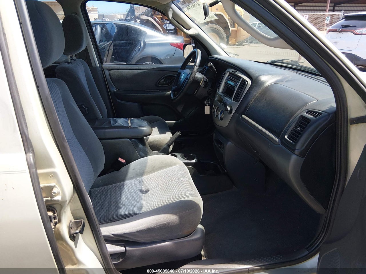 2004 MAZDA TRIBUTE LX V6 · 5/11