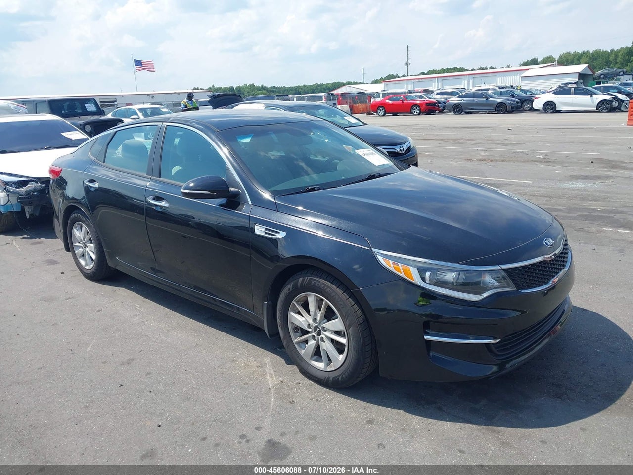 5XXGT4L32GG****** · 2016 KIA OPTIMA LX