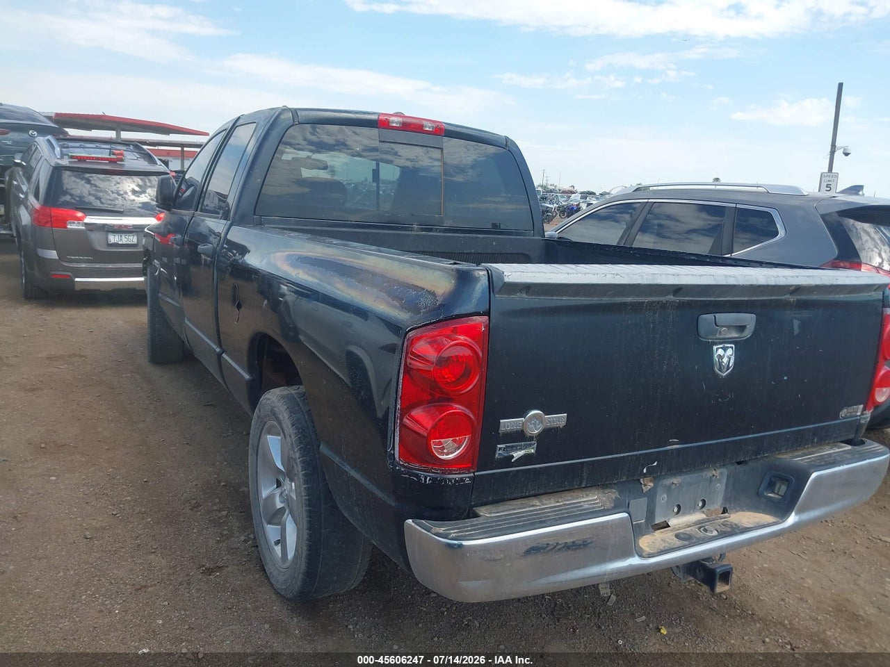 2008 DODGE RAM 1500 SLT · 3/11