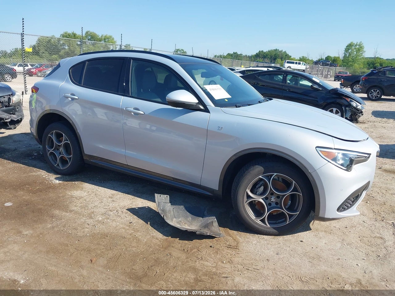ZASPAKBN1N7****** · 2022 ALFA ROMEO STELVIO TI AWD