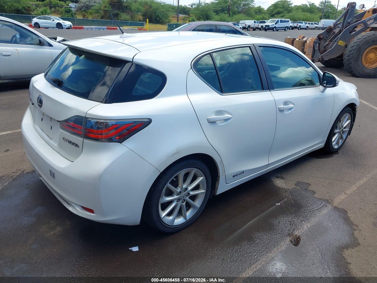 2012 LEXUS CT 200H PREMIUM · 4/11