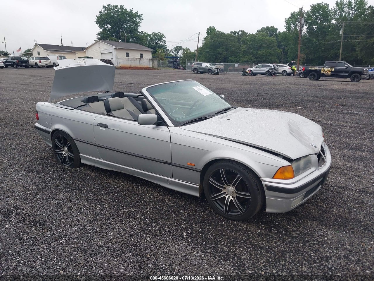 WBABK8333XE****** · 1999 BMW 328IC