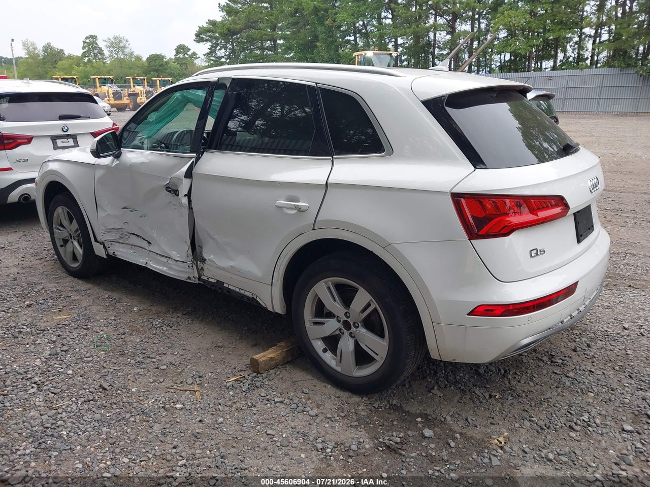 2018 AUDI Q5 2.0T PREMIUM/2.0T TECH PREMIUM · 3/11
