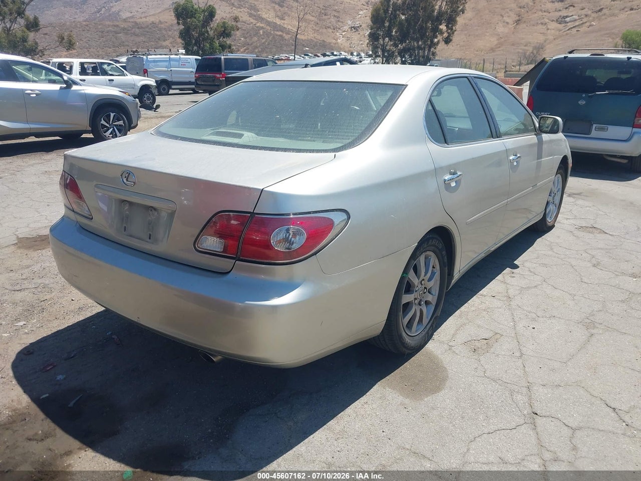 2003 LEXUS ES 300   · 4/11