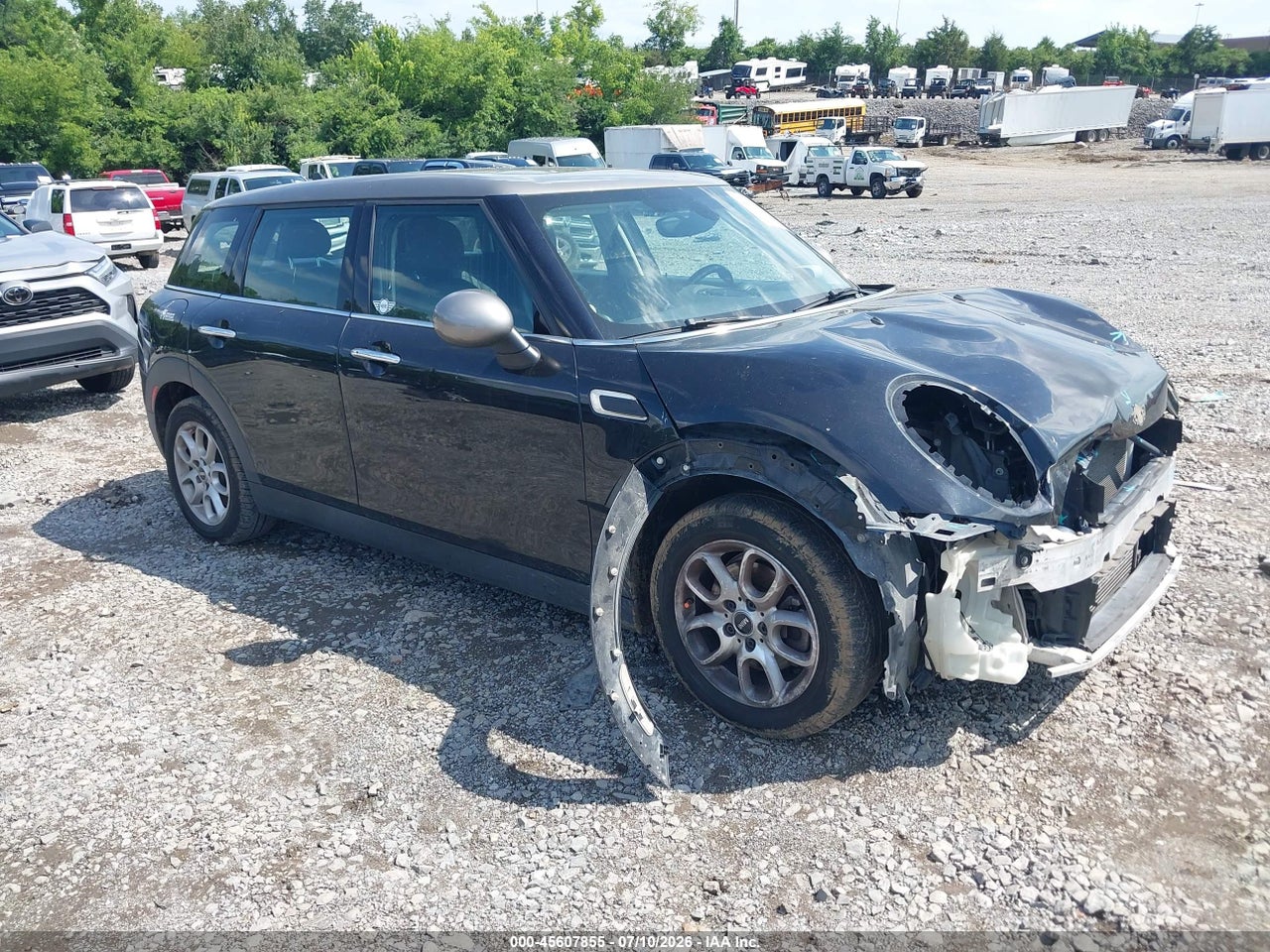 WMWLN5C39H2****** · 2017 MINI CLUBMAN COOPER