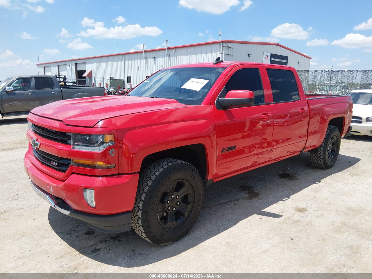 2016 CHEVROLET SILVERADO 1500 LT · 2/11