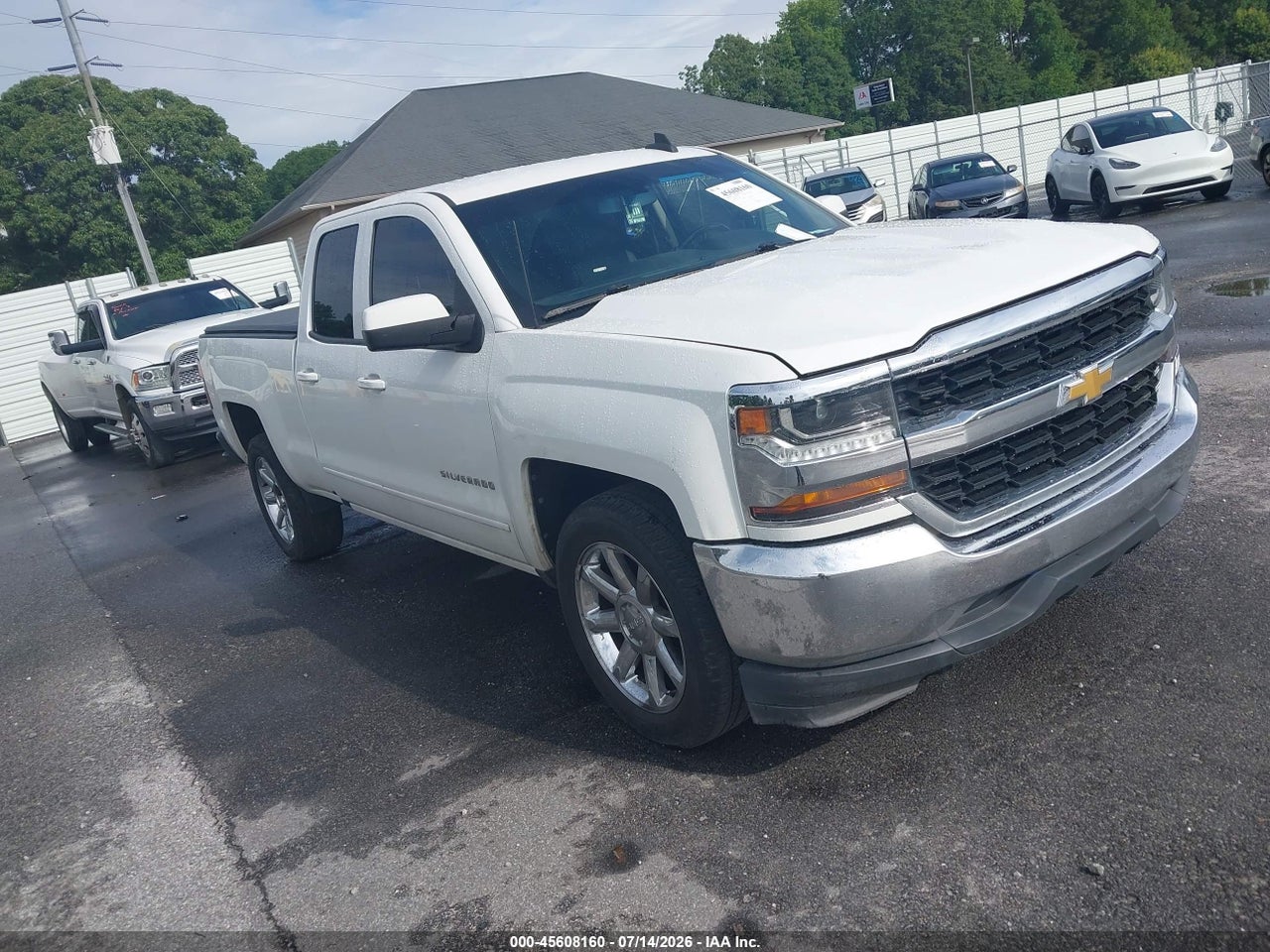 2GCRCPEC7K1****** · 2019 CHEVROLET SILVERADO 1500 LD LT