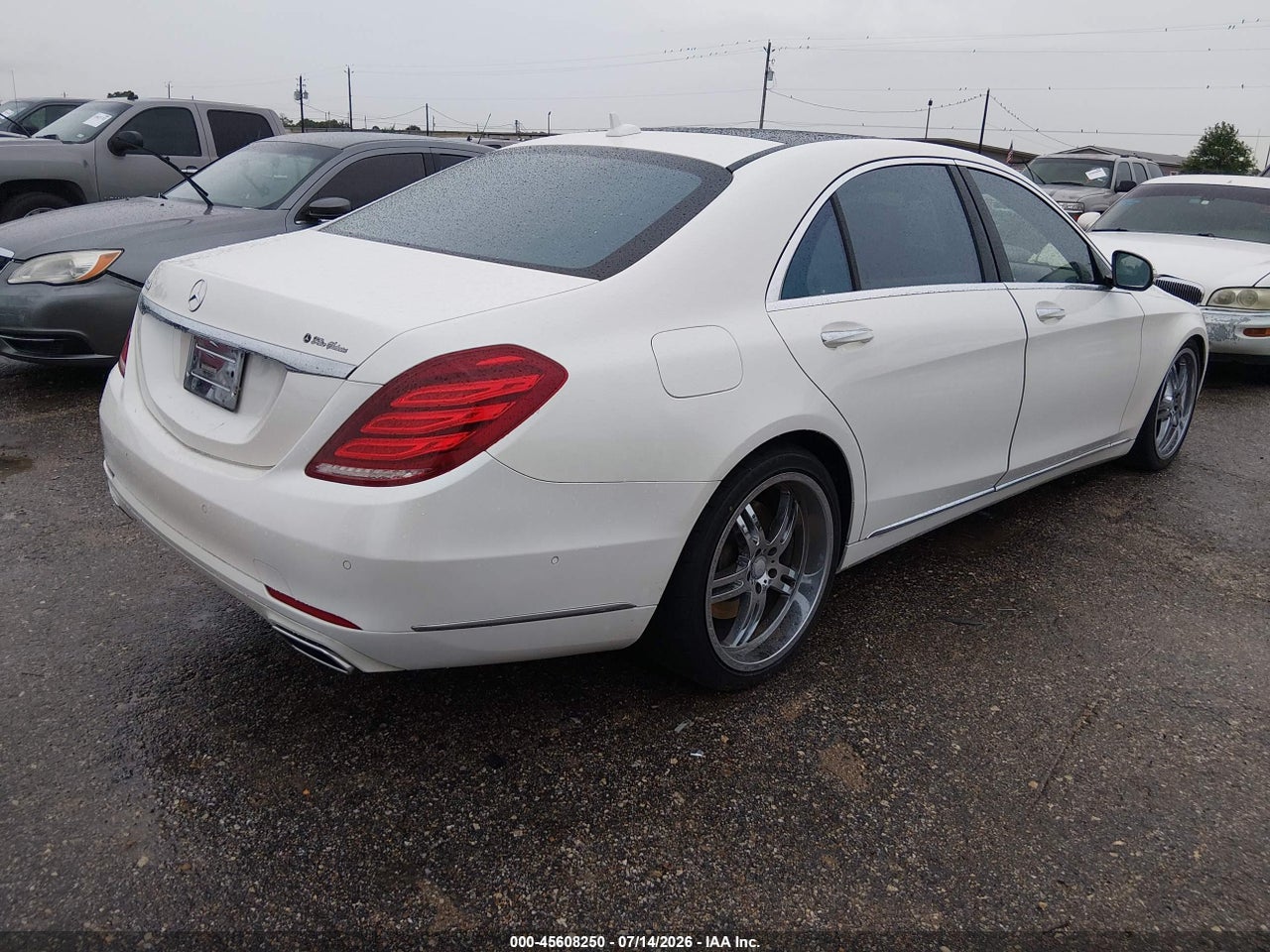 2015 MERCEDES-BENZ S 550   · 4/11