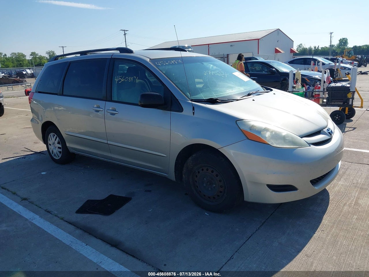 5TDZK23C39S****** · 2009 TOYOTA SIENNA LE